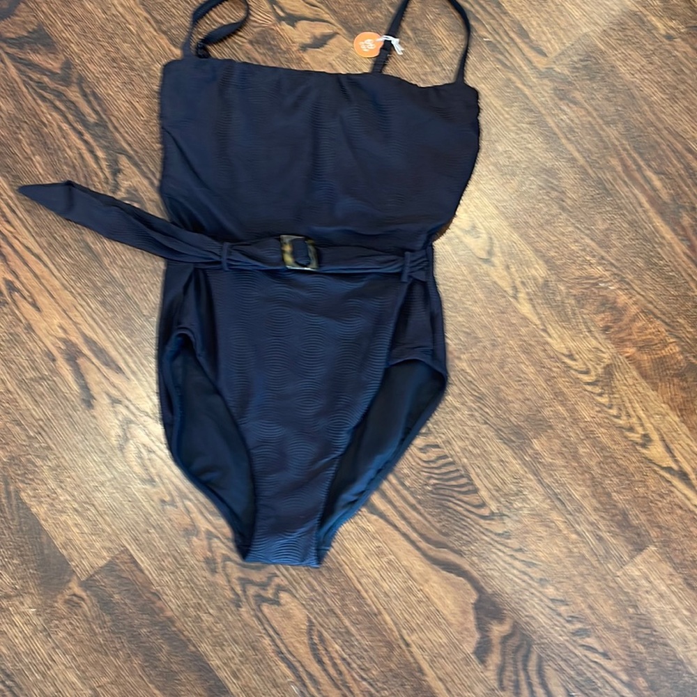 NWOT Seafolly Gorgeous Belted One Piece with Strappy Back!